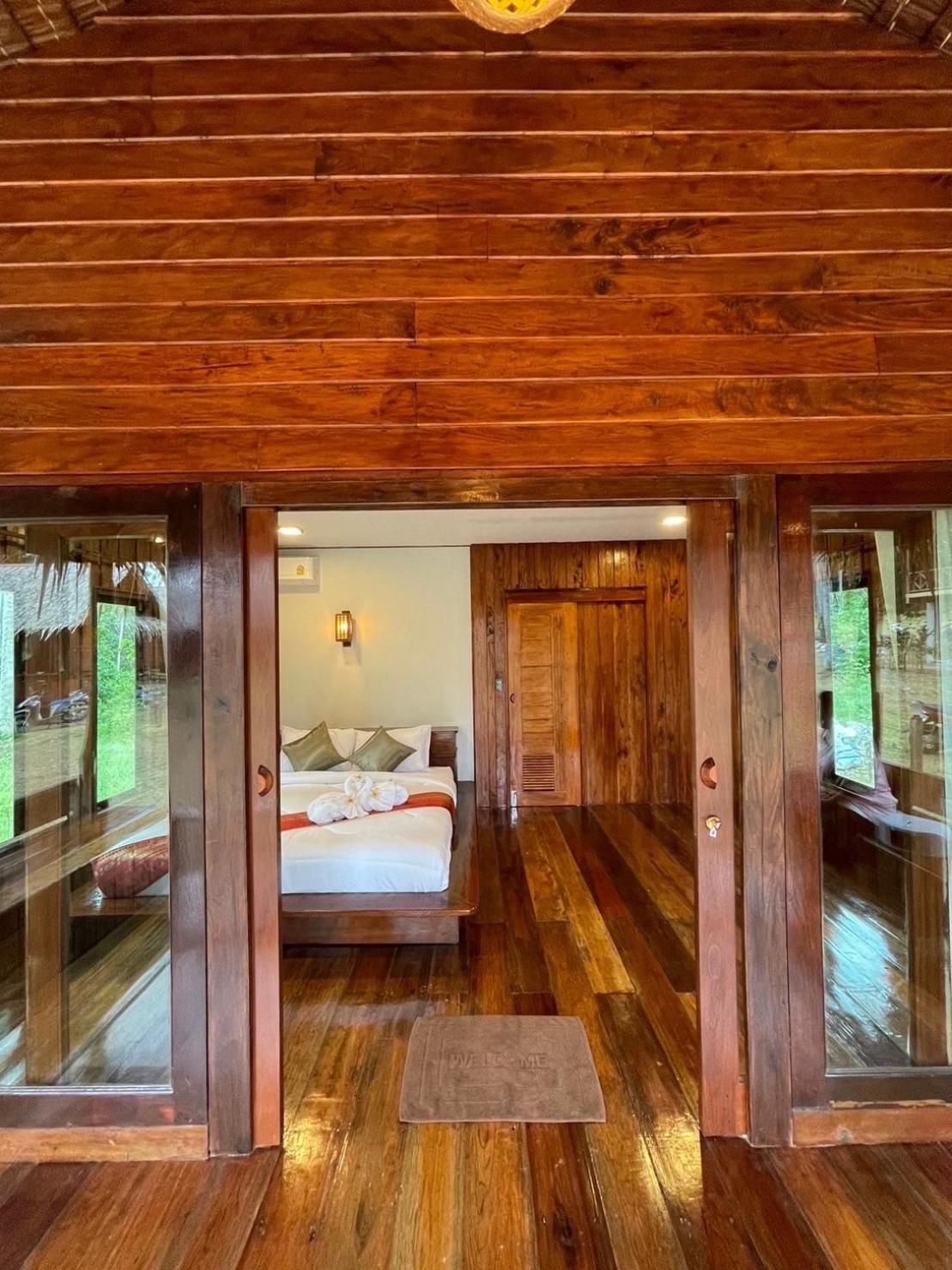 Coco Canopy Boutique Resort Koh Jum Exteriör bild