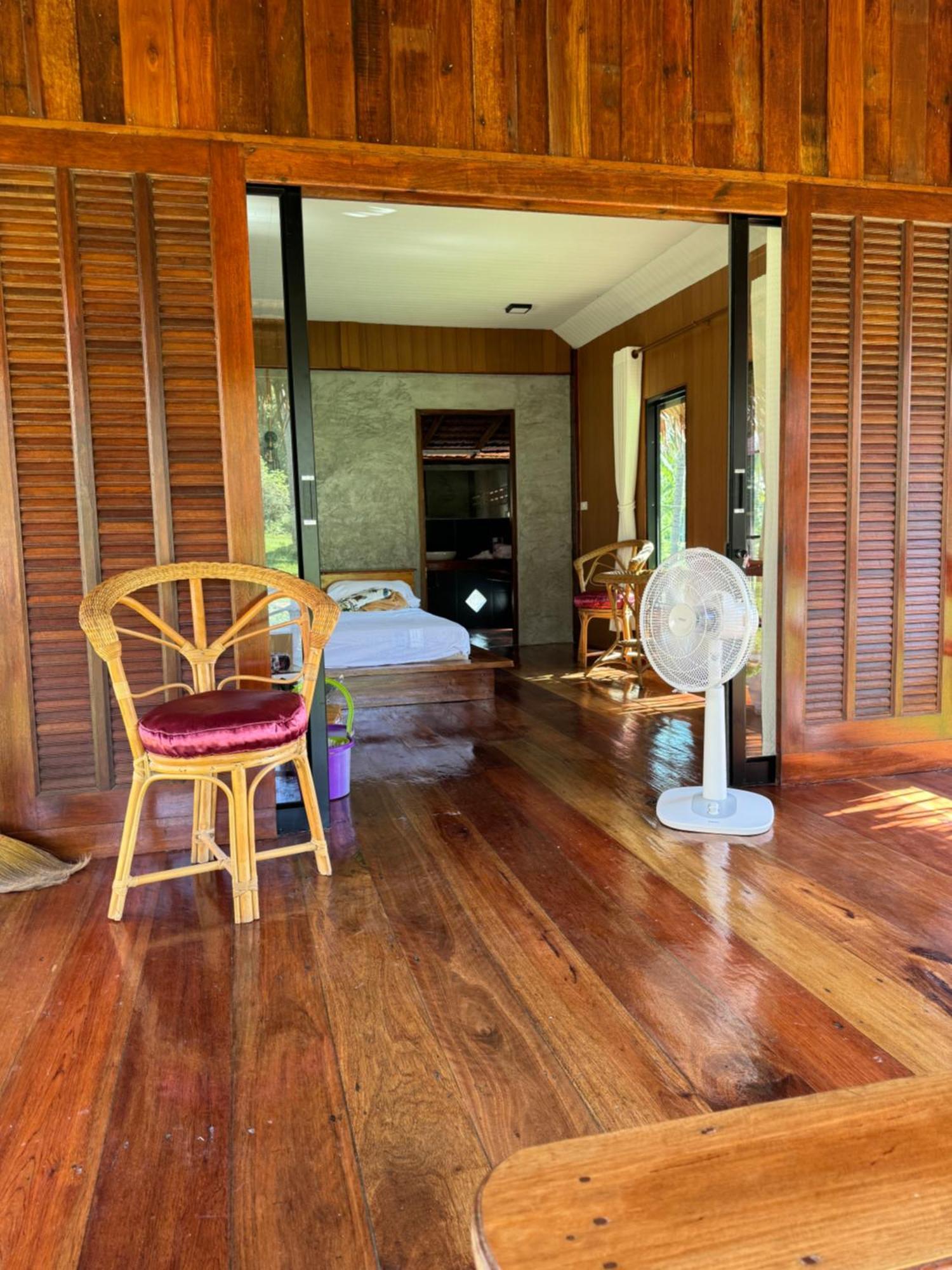 Coco Canopy Boutique Resort Koh Jum Exteriör bild