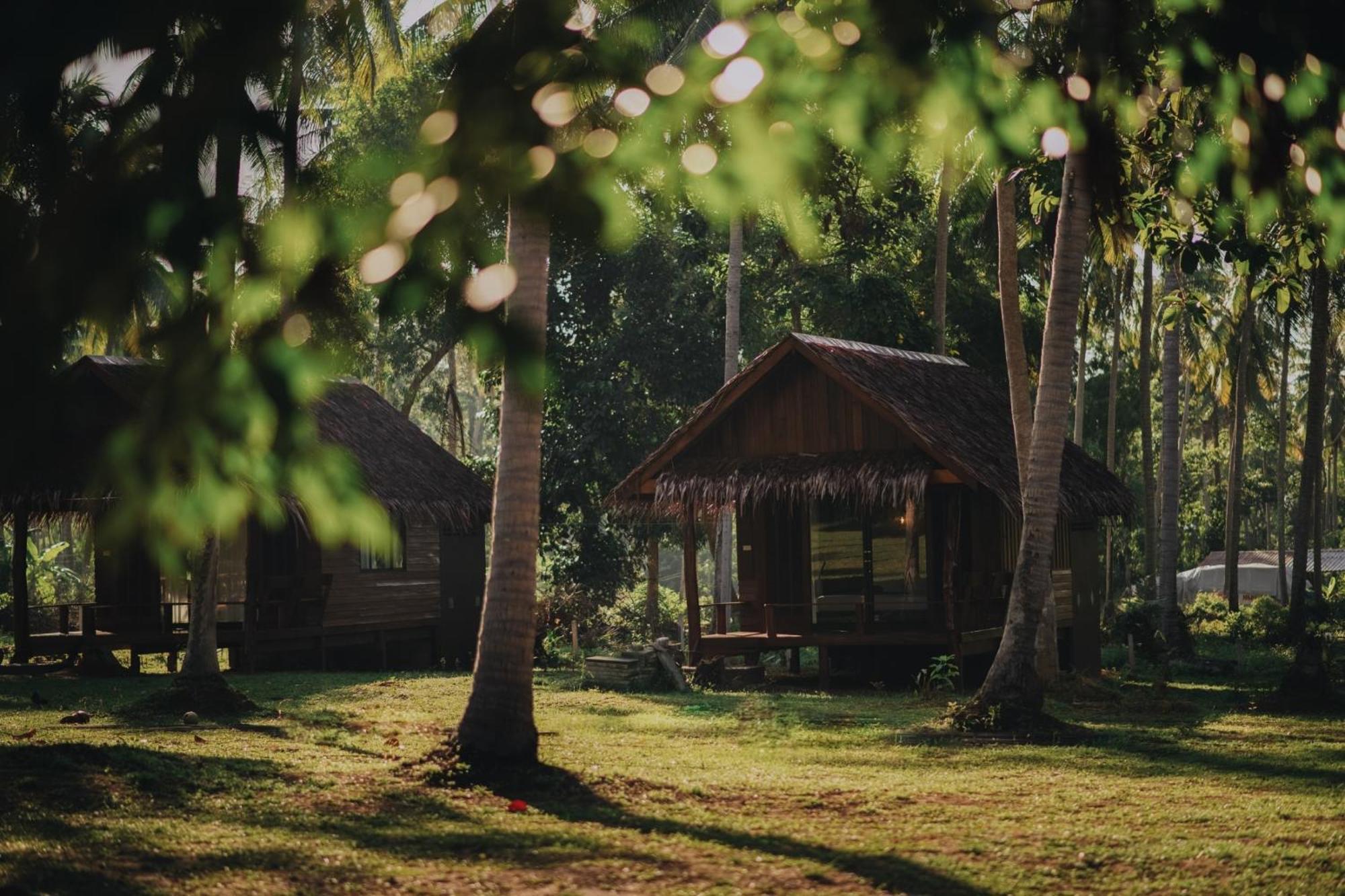Coco Canopy Boutique Resort Koh Jum Exteriör bild